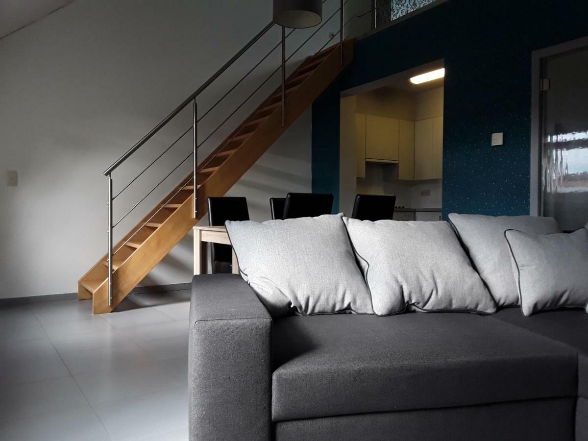 Discover Apartment Ieper Bagian luar foto